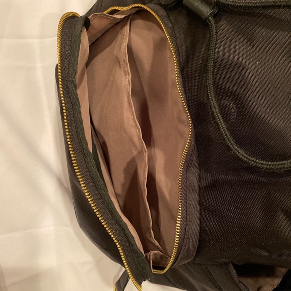 Skip Hop Chelsea Diaper Backpack - Picture 7 of 8